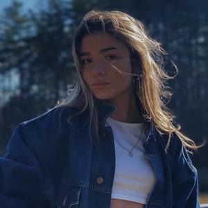 Meet your Posher, Candice